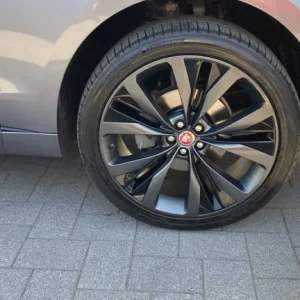 2020 Jaguar F-Pace 2.0 Sport 5-door AWD Estate - Image 8