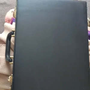 Combination lock briefcase - Image 3