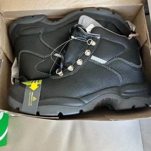 Men’s size 9 Working Boots Brand New - Image 2