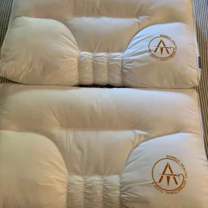 Austin Linen neck support pillows - Image 4