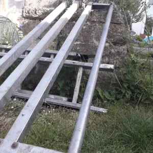 Roof Rack Bars With Rollers for Low-Roof Vans - Image 2