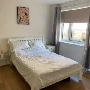 1 bedroom flat in Orchard Court, Newnham, Borough of Swale (1 bed) - Image 6