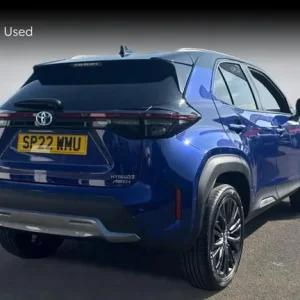 2022 Toyota Yaris Cross 1.5 Hybrid AWD Estate - Image 2