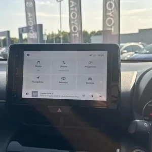 2022 Toyota Yaris Cross 1.5 Hybrid AWD Estate - Image 7