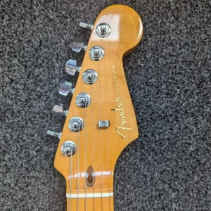 Fender American Ultra Stratocaster – Cobra Blue (Mint) - Image 7