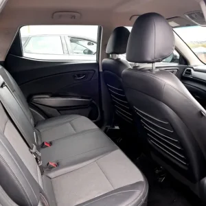2020 Ssangyong Tivoli 1.2 Ventura 5-door Hatchback Manual - Image 4