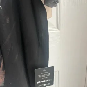 2 Represent T-shirts BRAND NEW - Image 7
