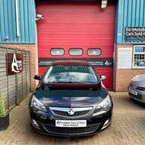 2010 Vauxhall Astra 1.6i VVT 16v SRi 5-door Auto Hatchback - Image 3