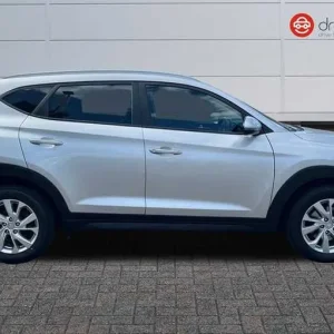 2019 Hyundai Tucson 1.6 T-GDi SE Nav SUV - Image 2