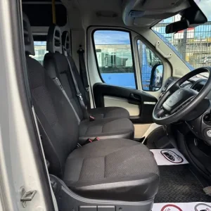 2018 Peugeot Boxer 2.0 BlueHDi Minibus 17 Seater - Image 2