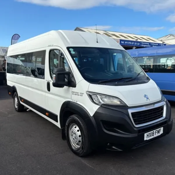 2018 Peugeot Boxer 2.0 BlueHDi Minibus 17 Seater