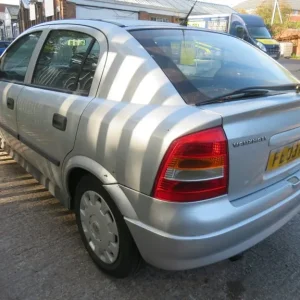 2003 Vauxhall Astra 1.6i Club 5-door Hatchback Petrol Manual - Image 4