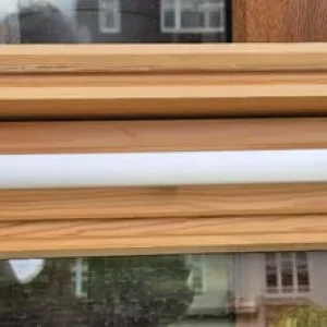 Velux GGL M04 3059 window (70x90cm) with flashing kit - Pine finish (Qty 3) - Image 4
