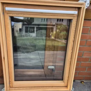 Velux GGL M04 3059 window (70x90cm) with flashing kit - Pine finish (Qty 3)