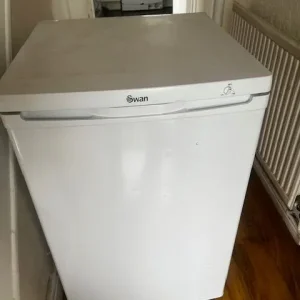 SWAN UNDER-COUNTER FREEZER - Image 2