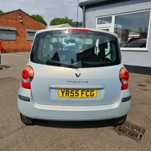 2005 Renault Modus 1.4 16v Dynamique Hatchback - Image 7