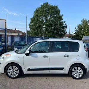 2014 Citroen C3 Picasso 1.6 HDi Diesel Manual - Image 3