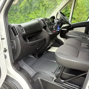 70 Reg Peugeot Boxer 440 2.2 HDi 6 Speed 140ps XLWB 17 Seat Minibus – 14k Miles - Image 3