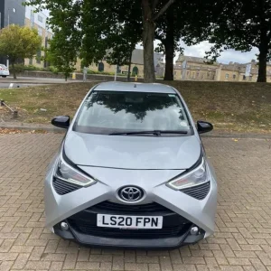2020 Toyota AYGO 1.0 VVT-i X-Trend 5-door hatchback - Image 2