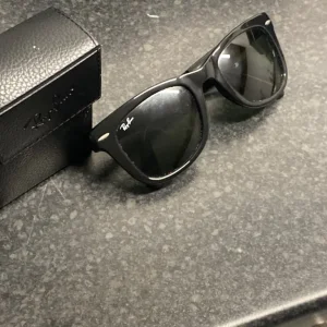 Ray ban sunglasses - Image 2