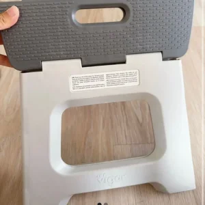 Folding stool