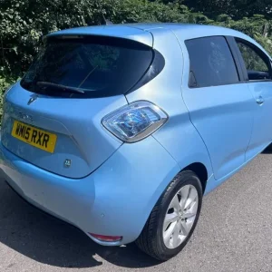 2015 Renault Zoe Dynamique 5-door Electric Hatchback - Image 4