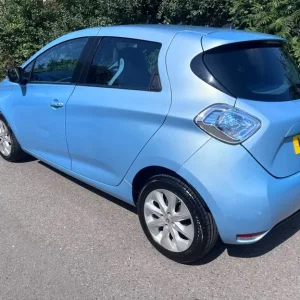 2015 Renault Zoe Dynamique 5-door Electric Hatchback - Image 5