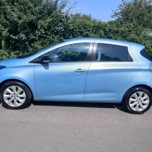 2015 Renault Zoe Dynamique 5-door Electric Hatchback - Image 7