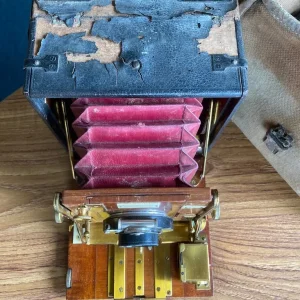 Sanderson Junior model antique camera - Image 2