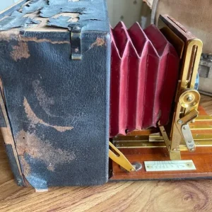 Sanderson Junior model antique camera - Image 3