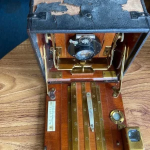 Sanderson Junior model antique camera - Image 6