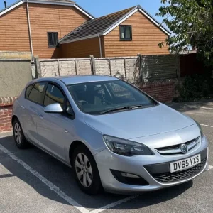 Vauxhall Astra Hatchback 2015 Manual 1598cc 5-door