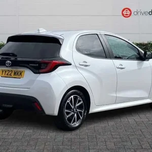 2022 Toyota Yaris Hybrid Hatchback - Image 3