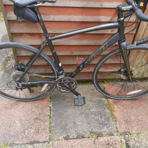 Fuji Sportif 1.1 Road Bike – medium frame, great condition - Image 5