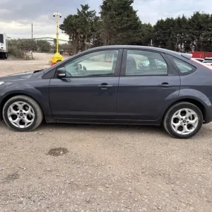 2011 Ford Focus 1.6 TDCi Sport 5-door Hatchback - Image 6