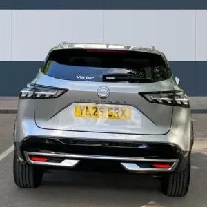 2025 Nissan Qashqai 1.3 DiG-T MH Tekna 5-door petrol hatchback - Image 6