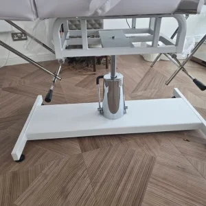 Adjustable Beauty Chair - Image 3