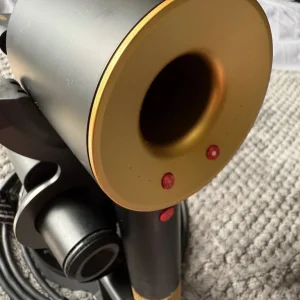 Dyson Supersonic hair dryer - Image 2