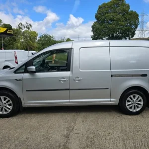 2020 Volkswagen Caddy Maxi 2.0 TDI BlueMotion Tech 102PS Highline Nav Van Panel Van Diesel Manual - Image 6