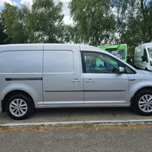2020 Volkswagen Caddy Maxi 2.0 TDI BlueMotion Tech 102PS Highline Nav Van Panel Van Diesel Manual - Image 7