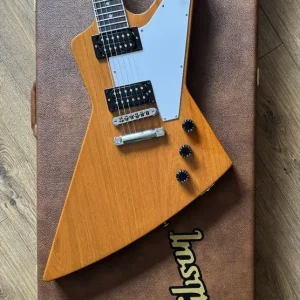2025 Gibson '70s Explorer – Antique Natural - Image 6
