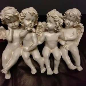 Four cherubs shelf ornament, 11" x 7", outdoor or indoor use - Image 2