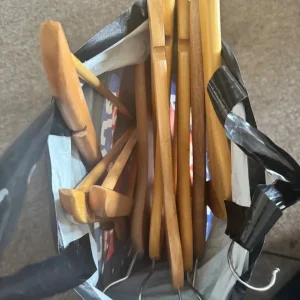 10 hangers