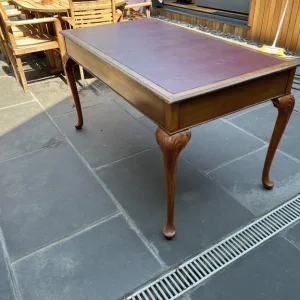 Antique desk with two large drawers - Image 3