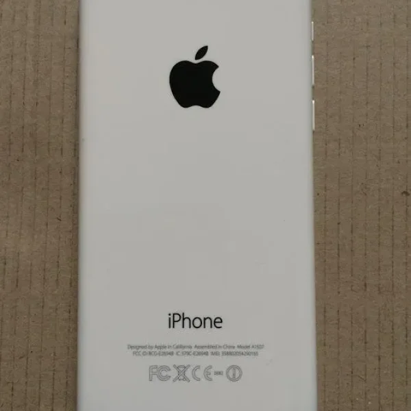 Apple iPhone 5C Smartphone – Fully Functional, UNLOCKED