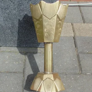 Brass chalice incense burner, possibly Arabic style - Image 3