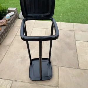 Folding caravan waste bin frame - Image 2
