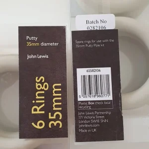 Twelve 35mm wooden curtain rings - Image 2