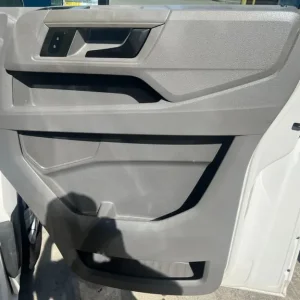 2019 Volkswagen Crafter 2.0 TDI 140PS Startline High Roof Panel Van - Image 6