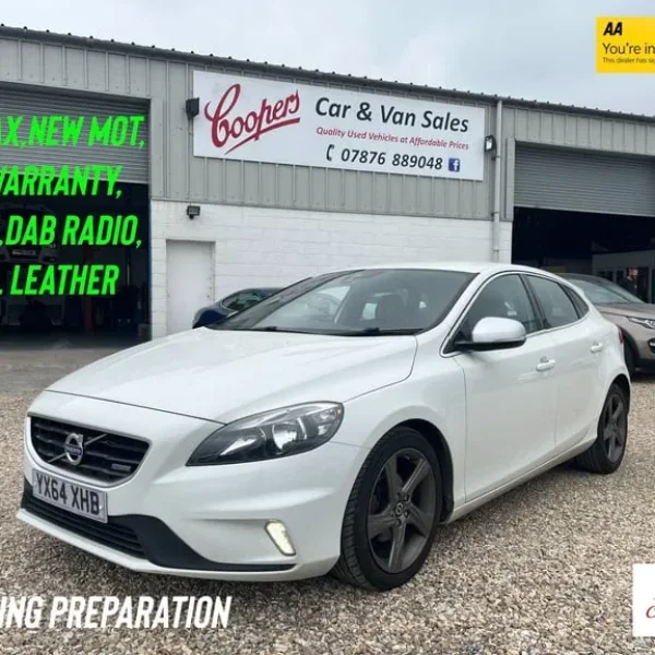 2014 Volvo V40 D2 R Design 5-door Hatchback Diesel Manual